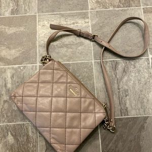 Cross body nude/taupe color